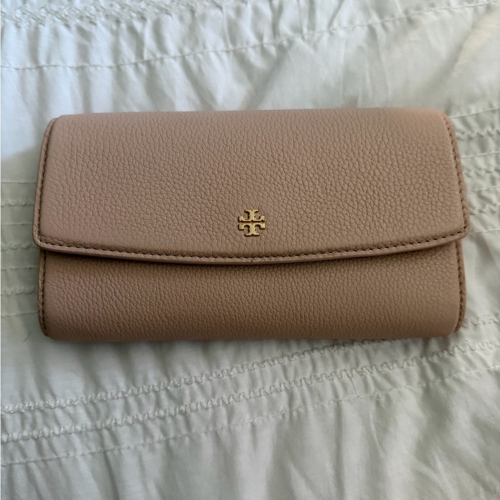 Tory Burch Blush Leather Wristlet